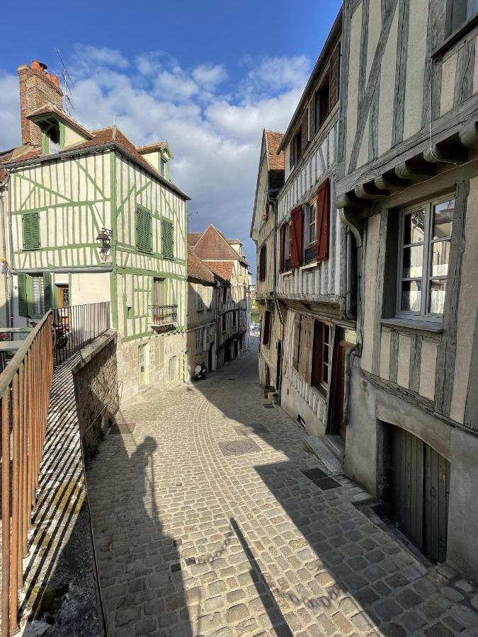 Le Pigeonnier Centre Historique Auxerre Lägenhet Exteriör bild